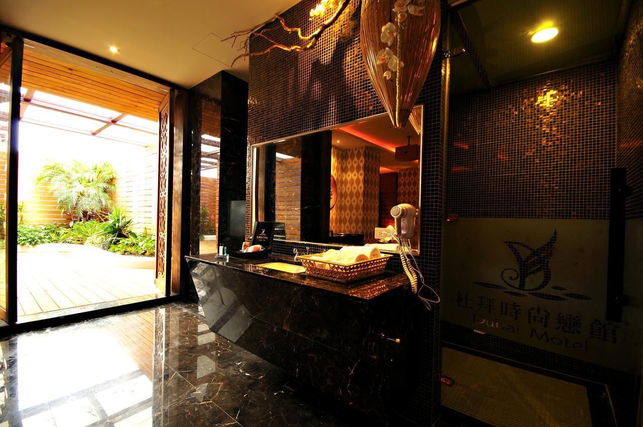 Dubai Motel Yilan Экстерьер фото